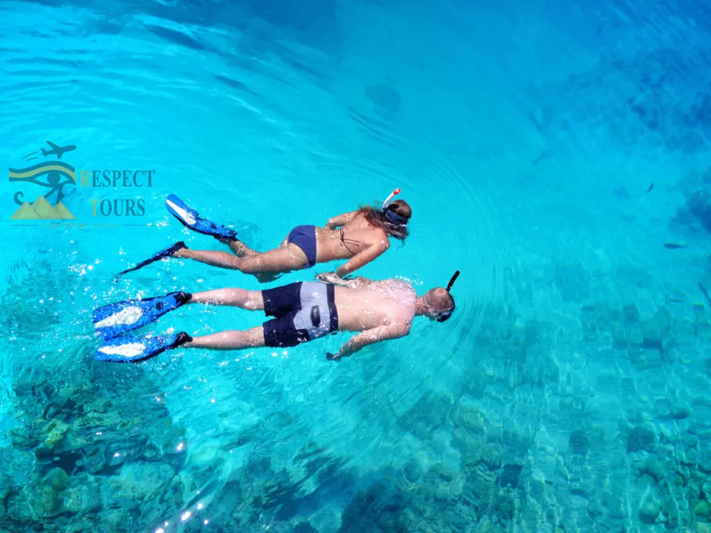 Hurghada for Snorkeling: Best Spots Ranked by Experience 3 Boat Snorkeling in Hurghada
