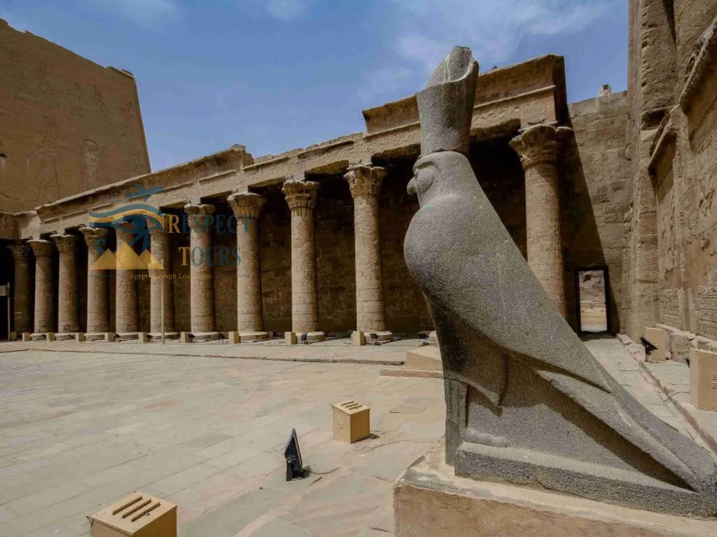 Edfu Temple of Horus: A Visitor's Guide to Egypt's Best-Preserved Temple 1 About the Temple of Horus