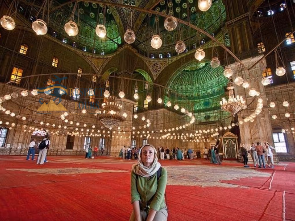 What to Wear in Egypt as a Female Tourist: A Practical Packing Guide 4 Mosques and Religious Sites
