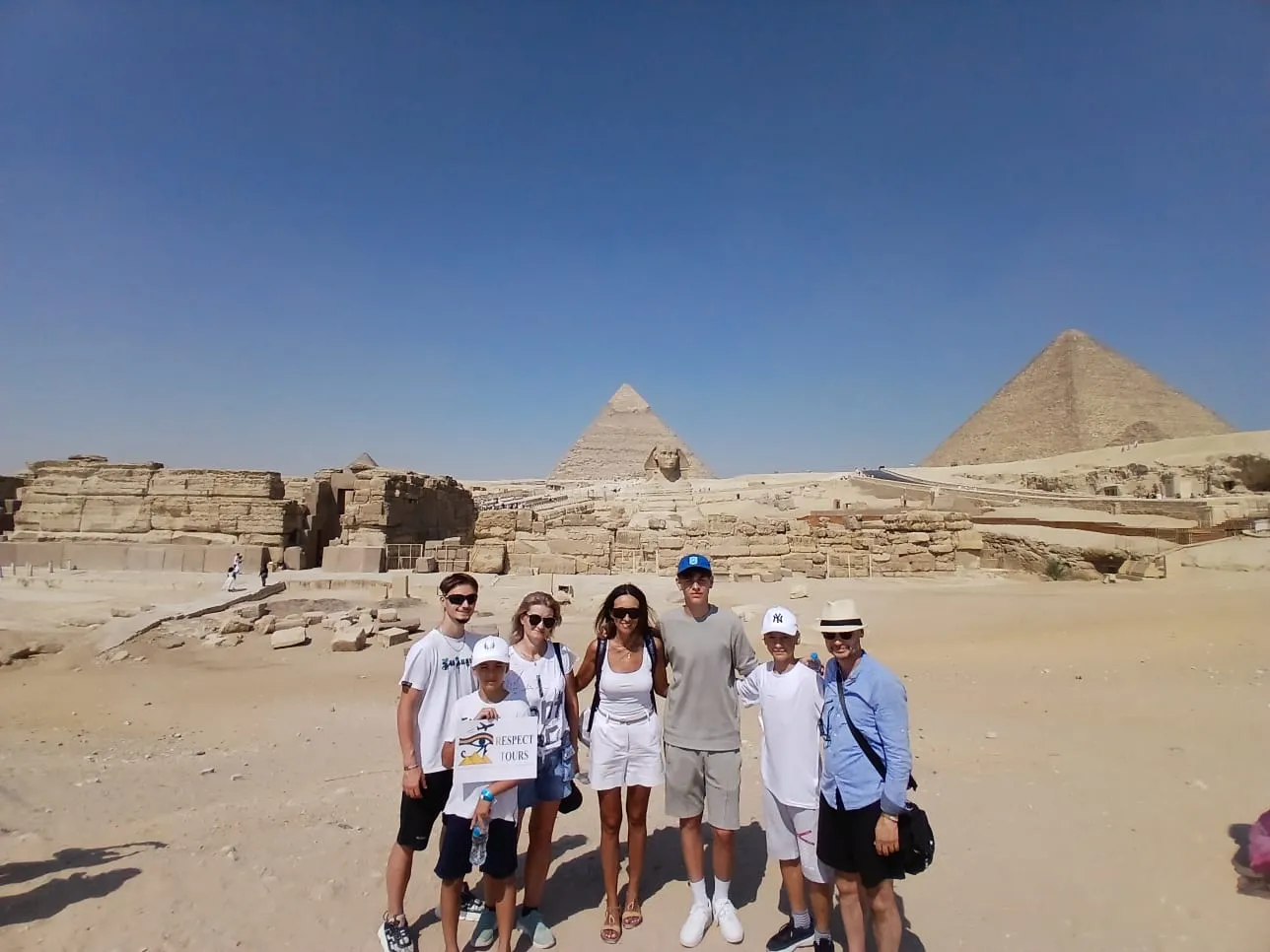 Respectful Photography and Local Cultural Engagement in Egypt