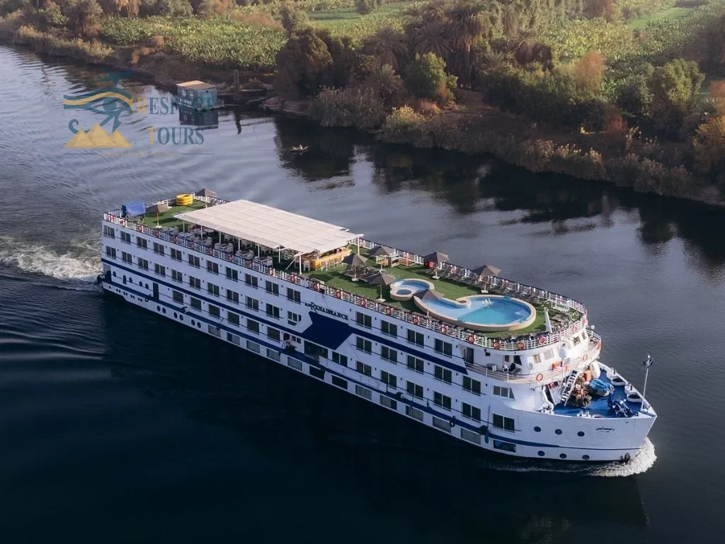 Nile Cruise in December: Weather, Packing & Booking Guide 2 Nile Cruise Weather in December